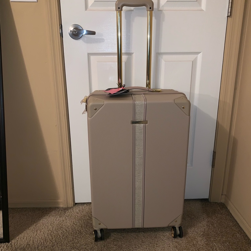 Vince Camuto luggage ‘The Lindssay Collection’